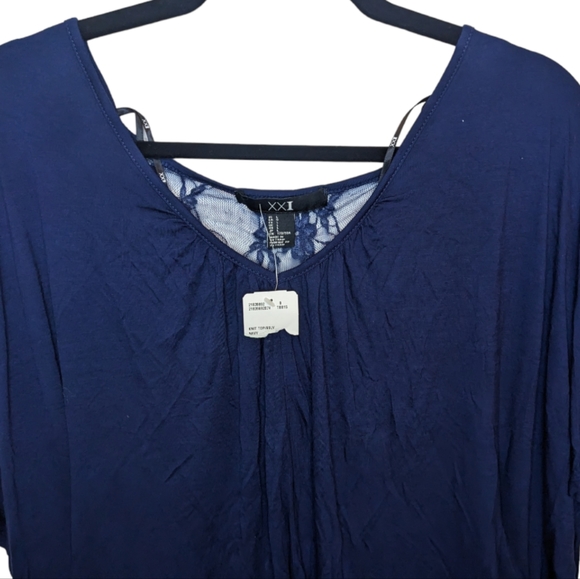 NWT Forever 21 Navy Flowy Lace Back Top Size L - Picture 5 of 11
